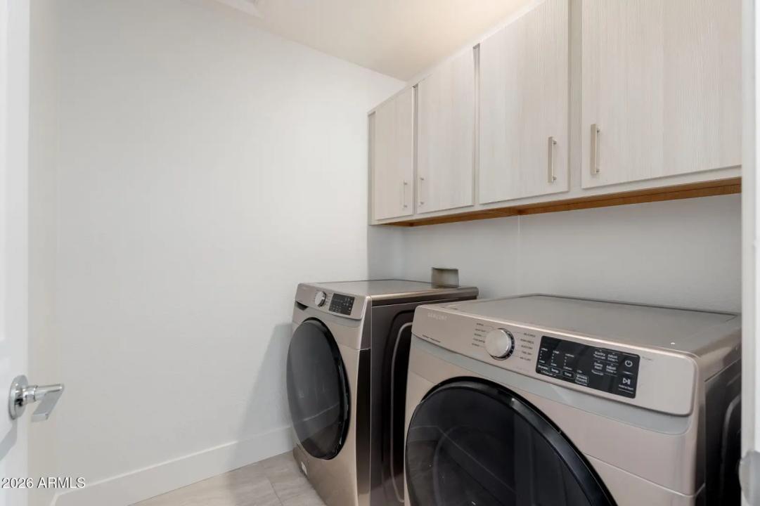 Real Estate Picture 22