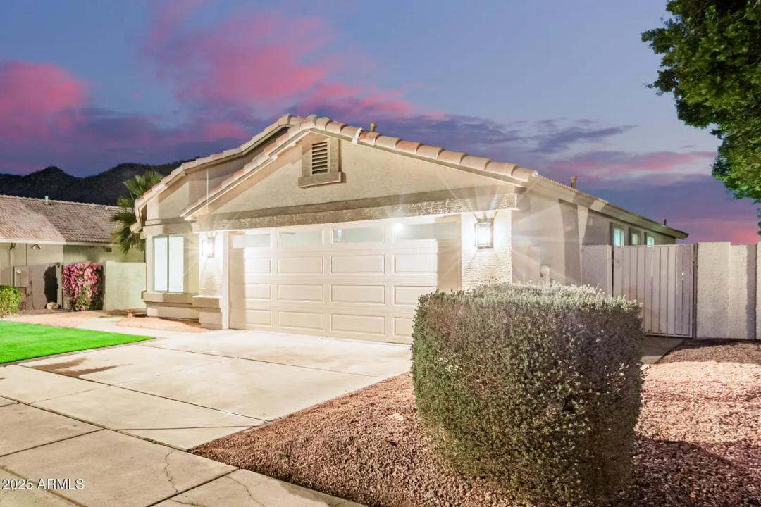 Real Estate Picture 3