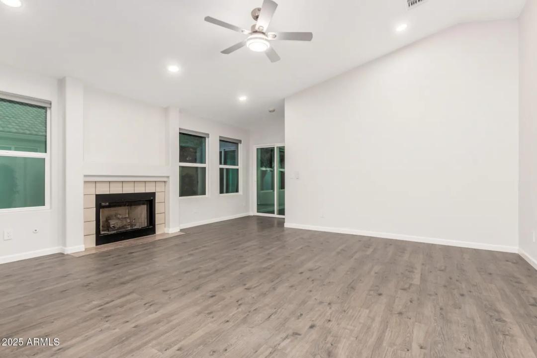 Real Estate Picture 6