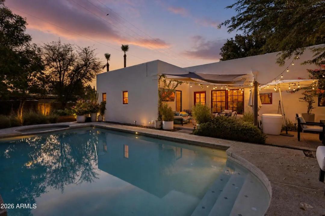 Real Estate Picture 1