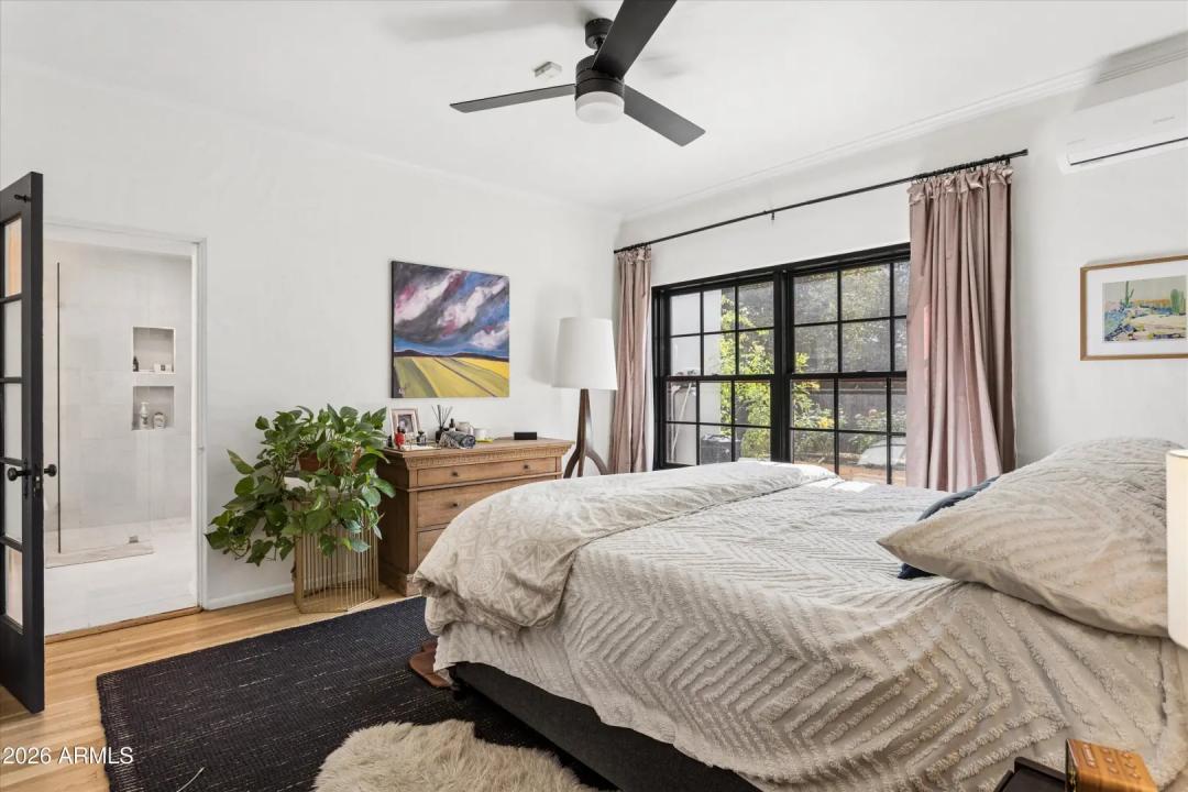Real Estate Picture 19