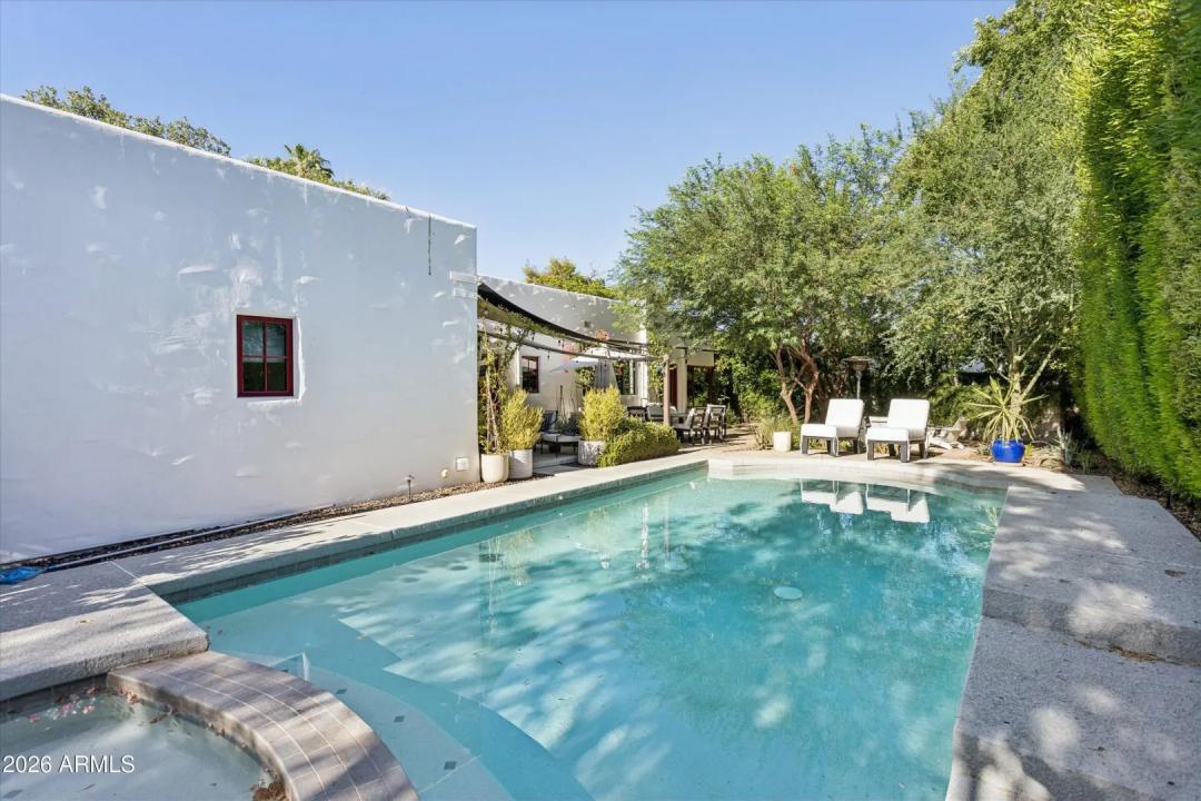 Real Estate Picture 35