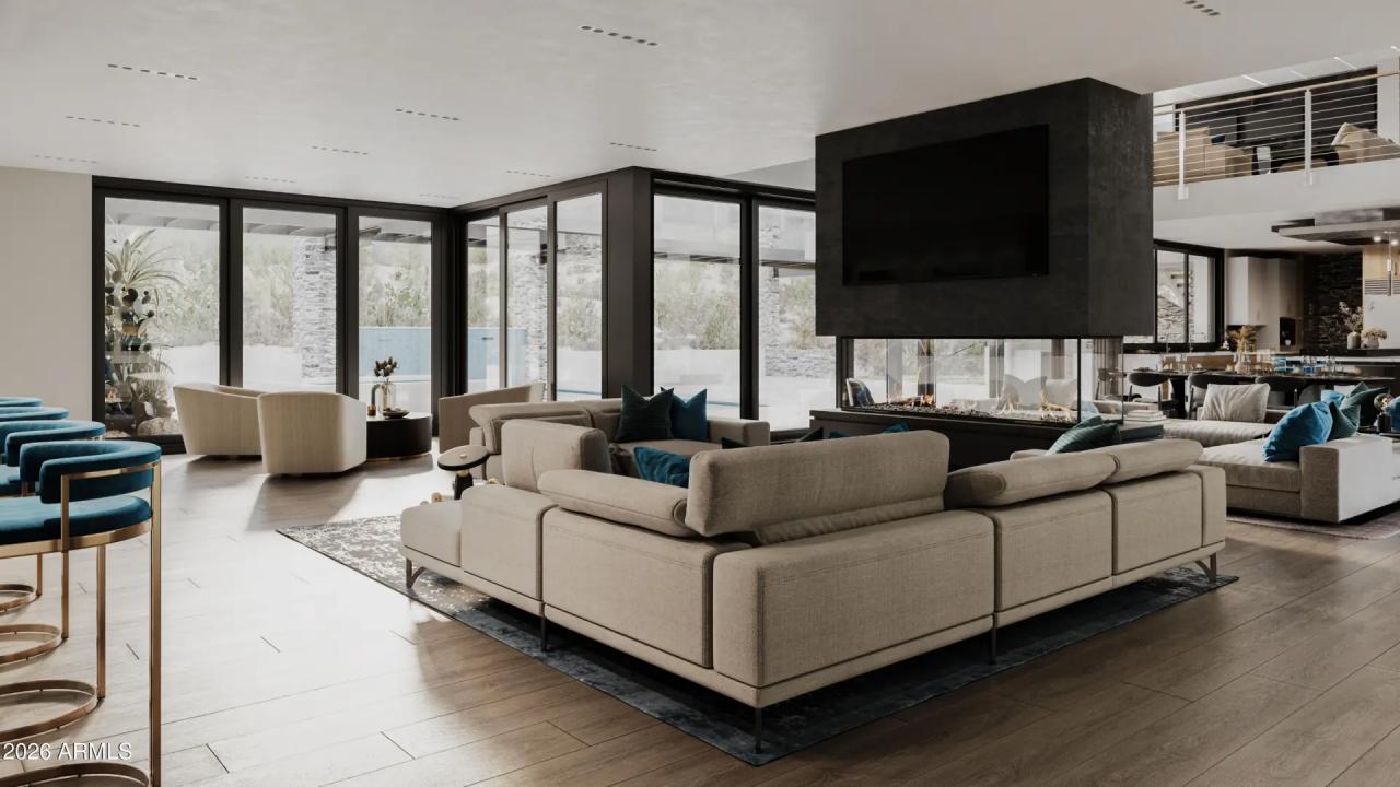 Real Estate Picture 8