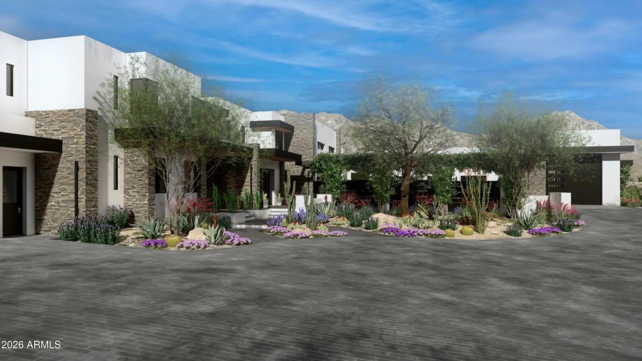 Real Estate Picture 4