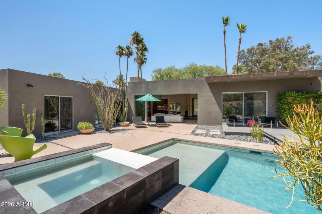Real Estate Picture 50