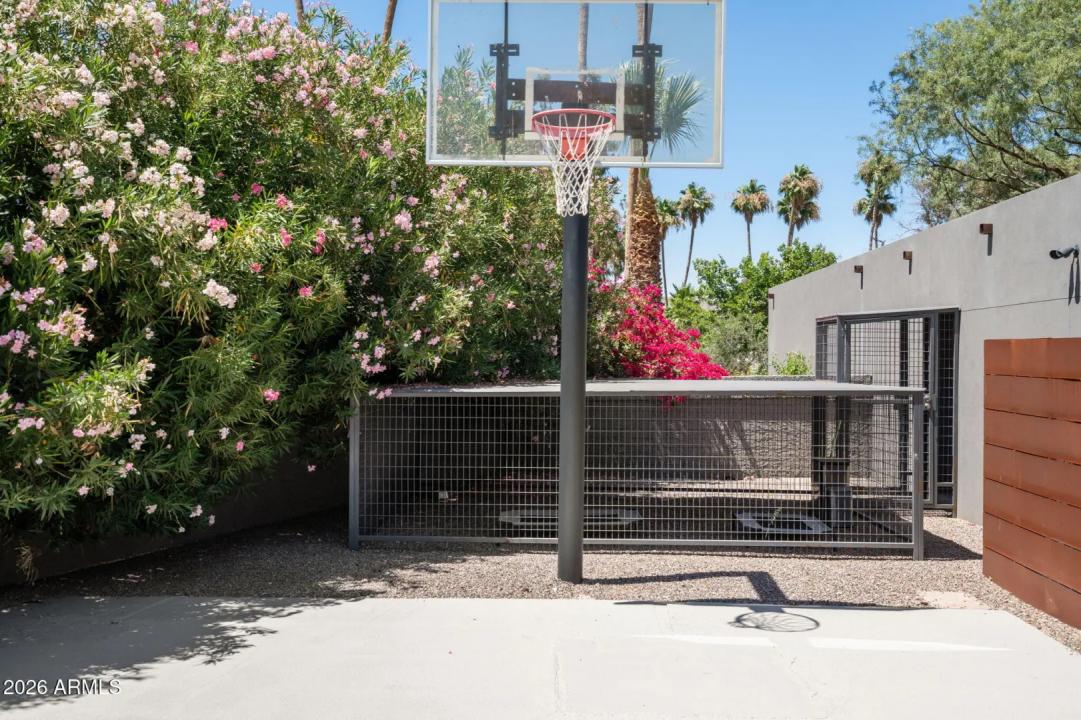Real Estate Picture 54