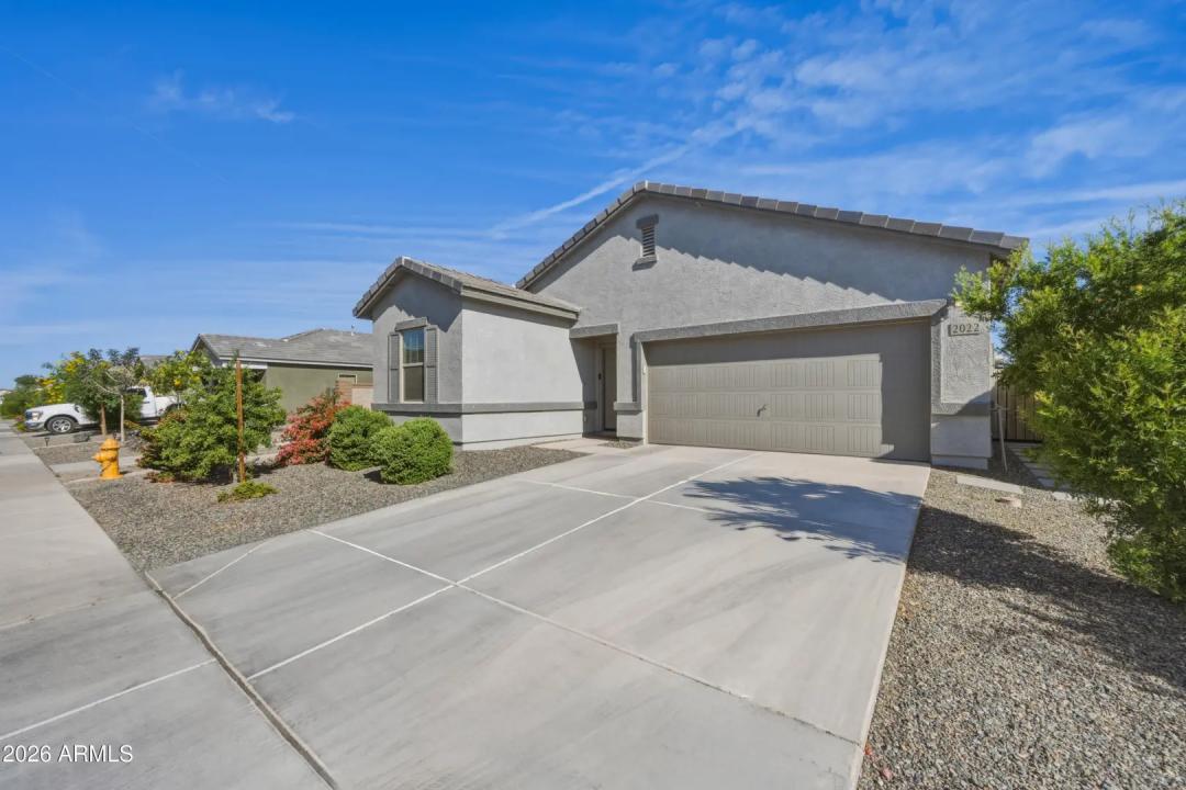 Real Estate Picture 2