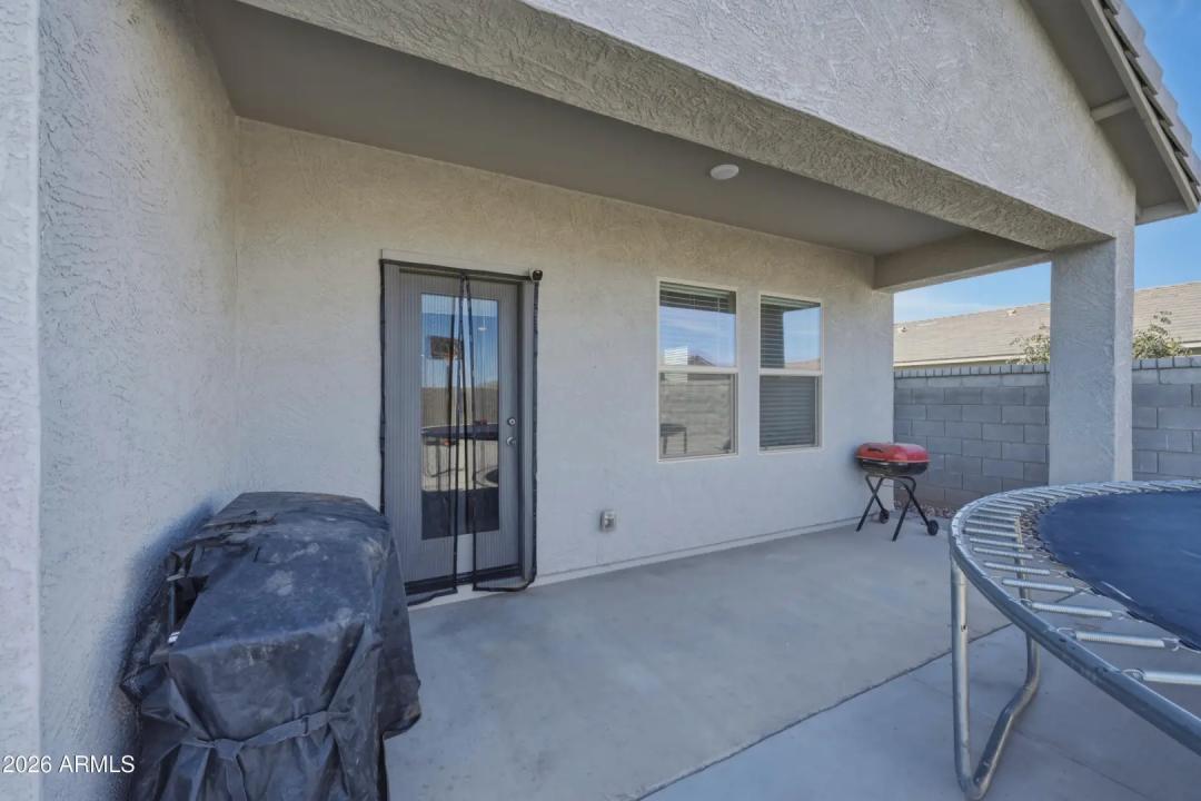 Real Estate Picture 25