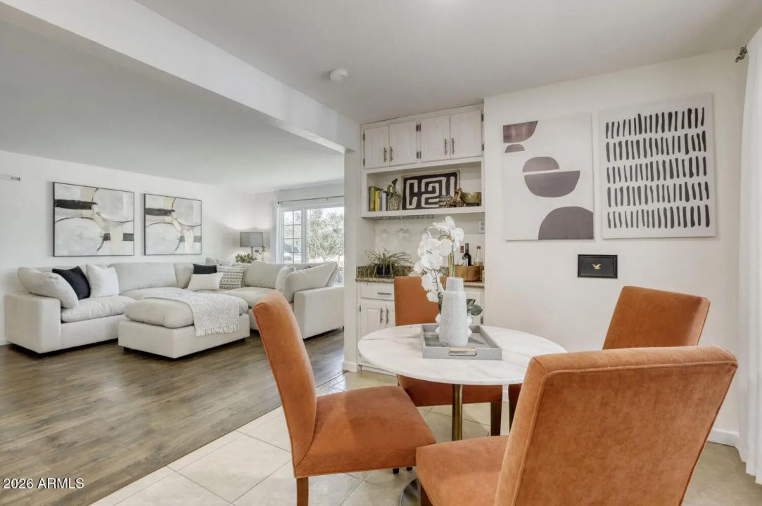Real Estate Picture 6