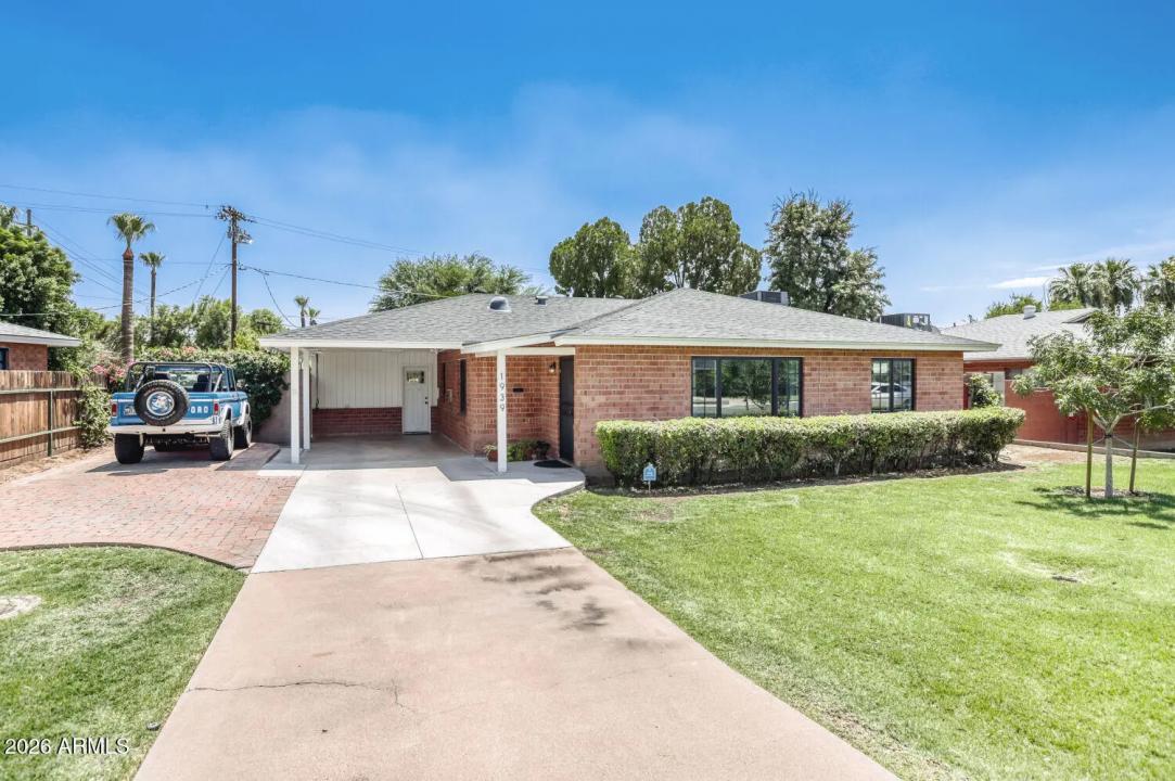 Real Estate Picture 21