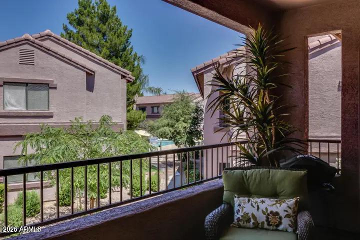 Real Estate Picture 25