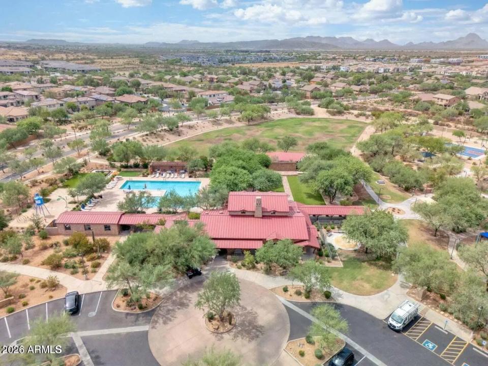 Real Estate Picture 71