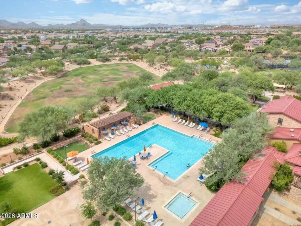 Real Estate Picture 67