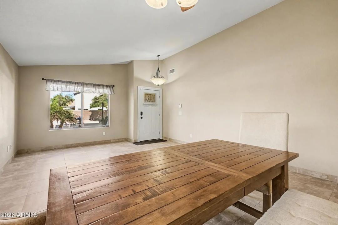 Real Estate Picture 2