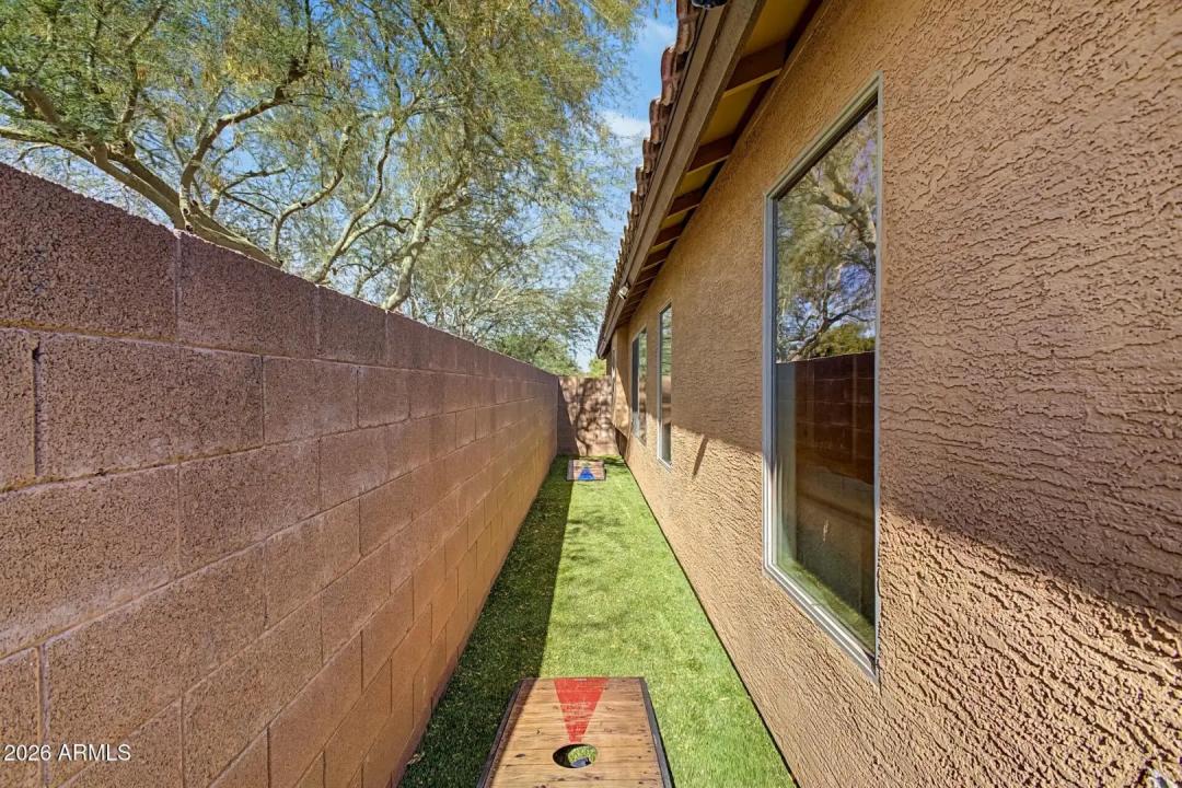 Real Estate Picture 34