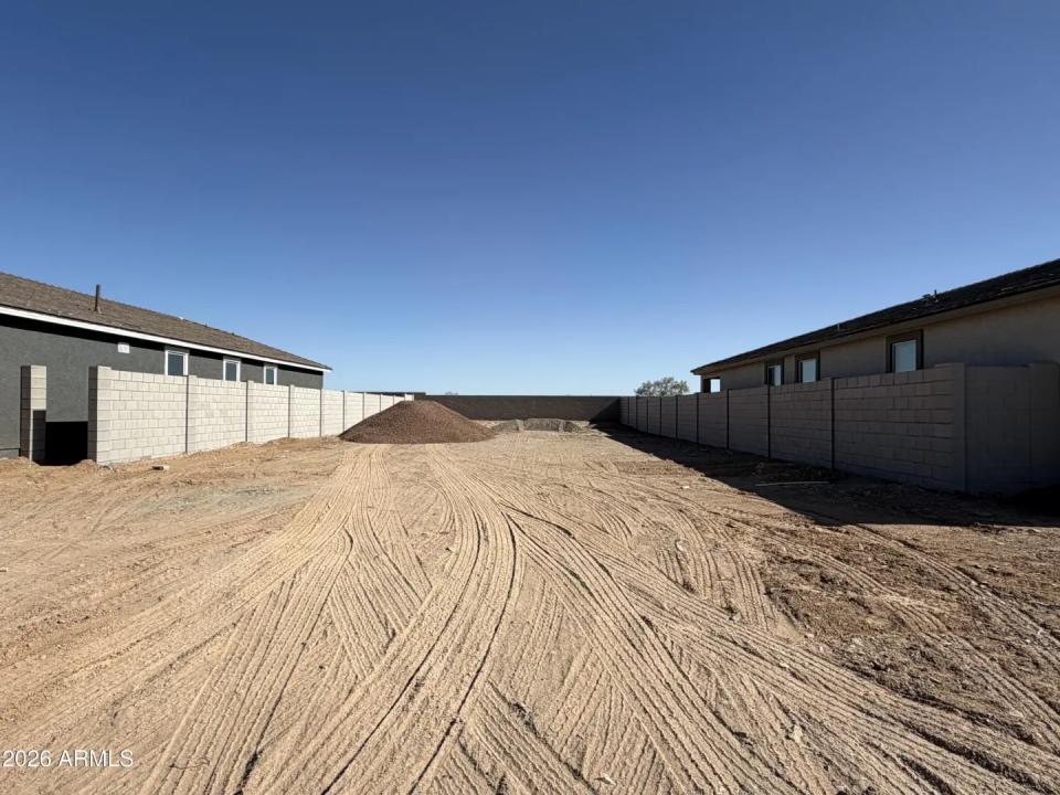 Real Estate Picture 2
