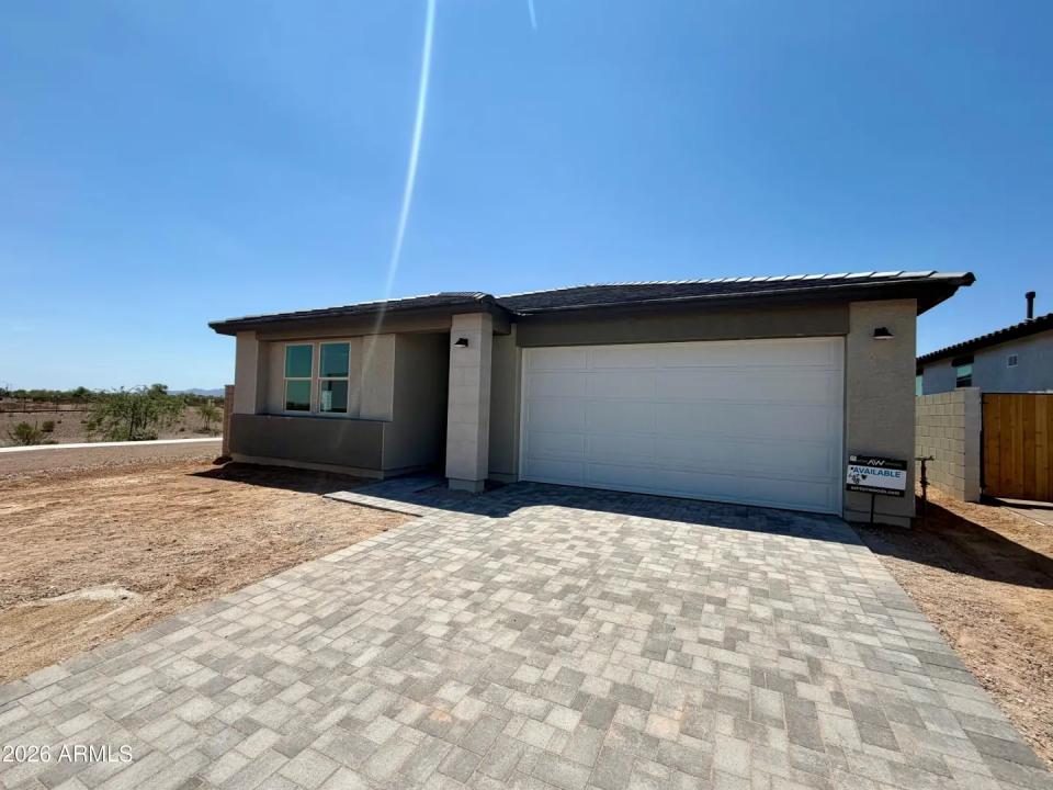 Real Estate Picture 2