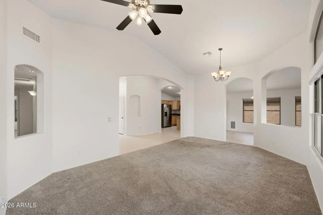 Real Estate Picture 18