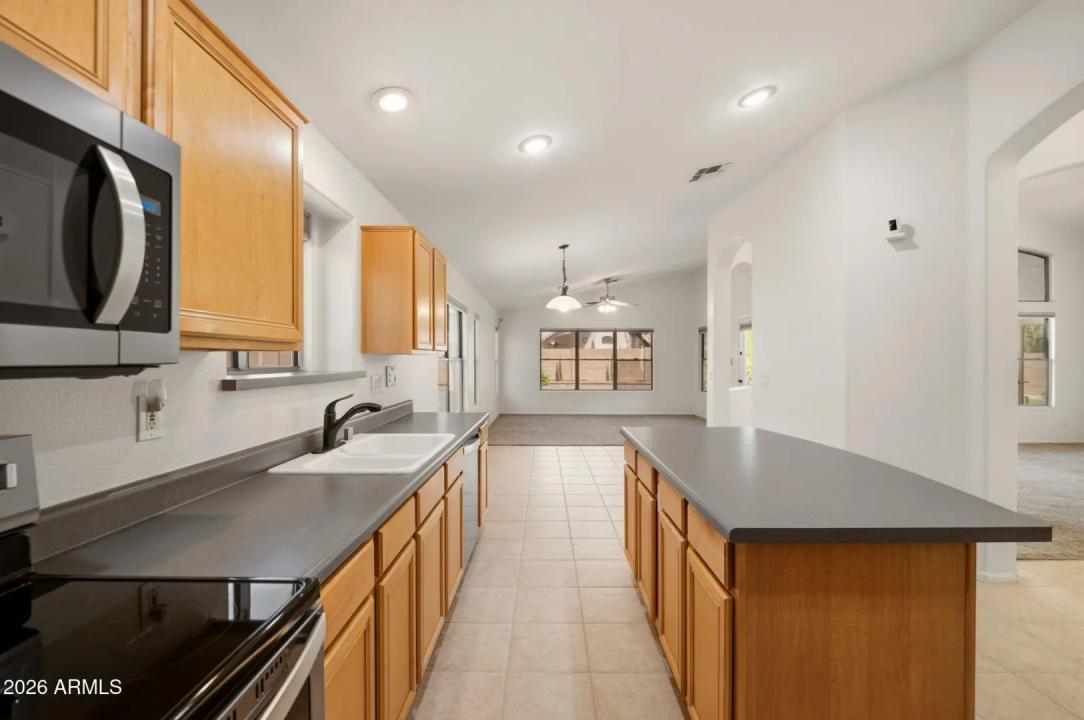 Real Estate Picture 27