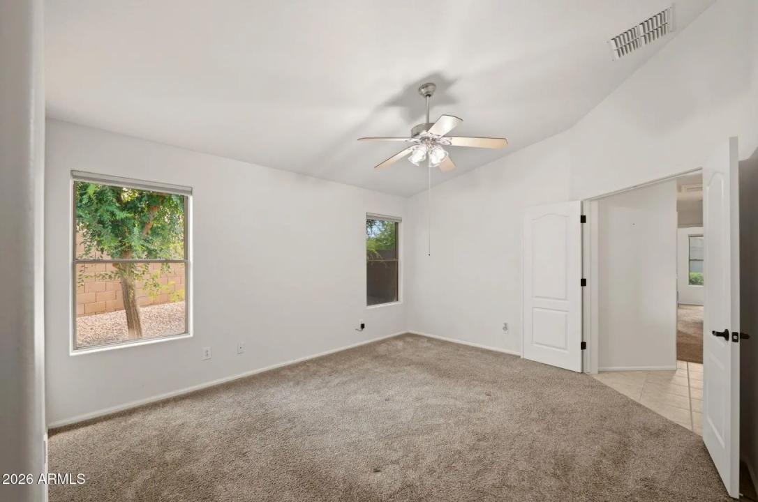 Real Estate Picture 34