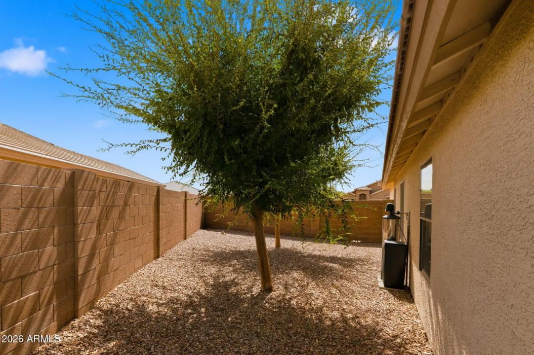 Real Estate Picture 58