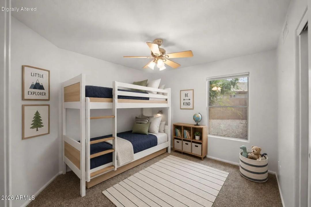 Real Estate Picture 43