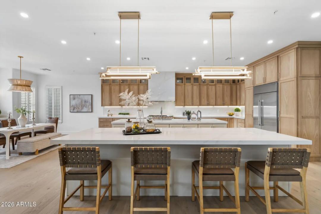 Real Estate Picture 1