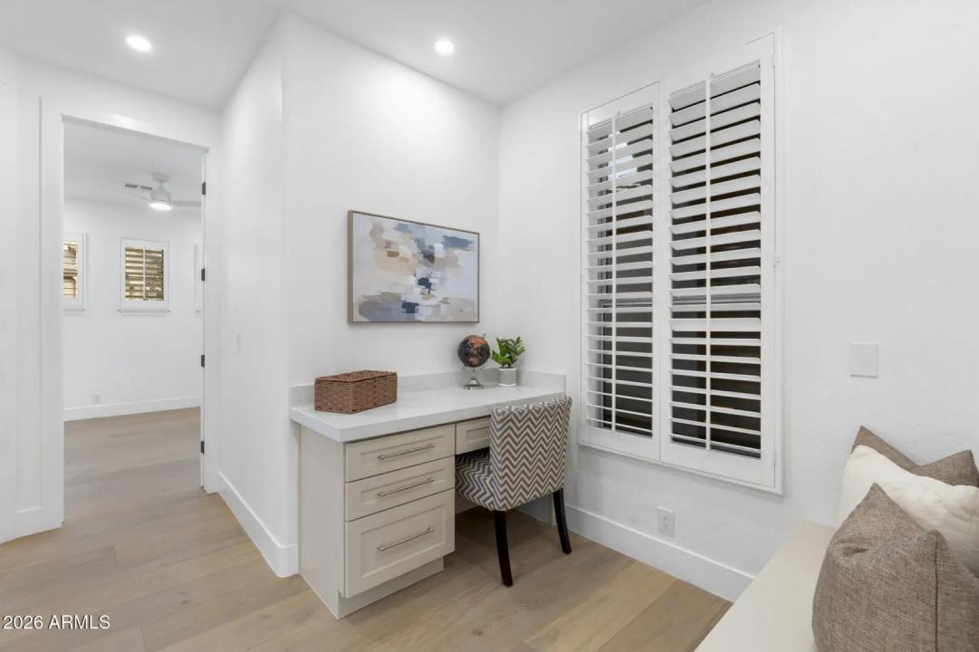 Real Estate Picture 10