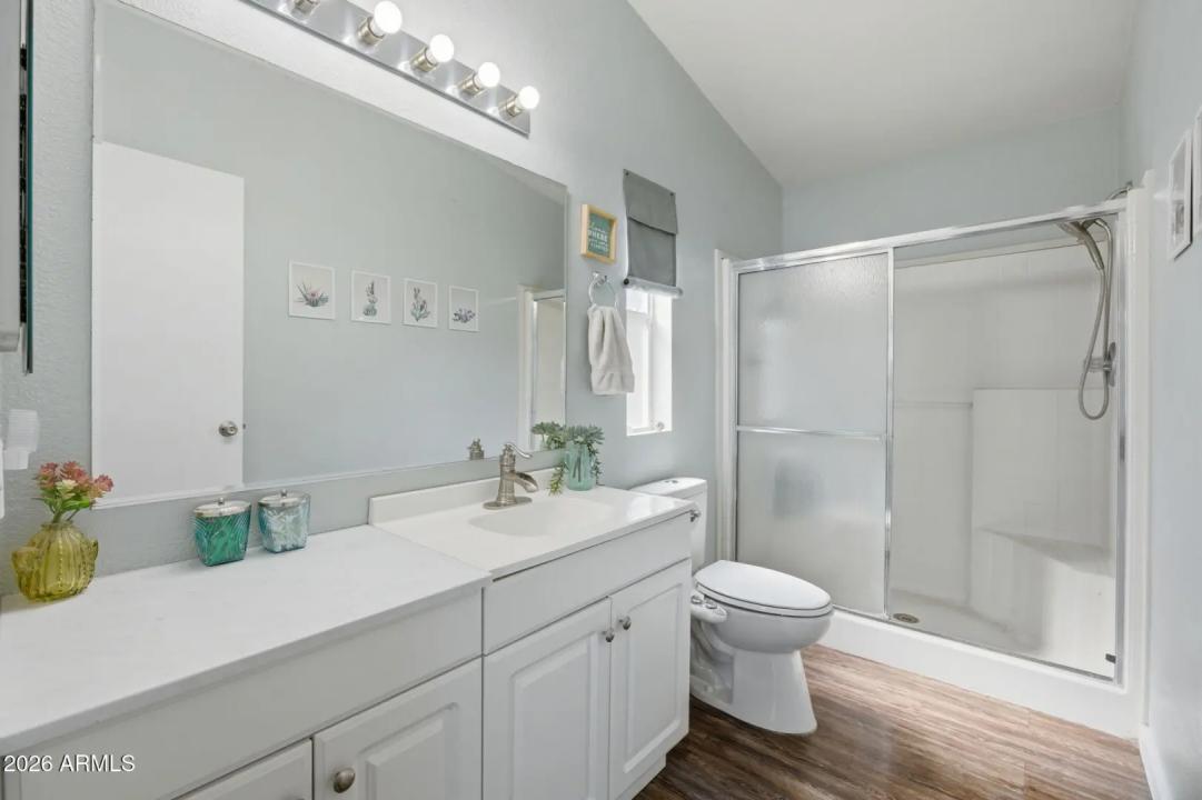 Real Estate Picture 21