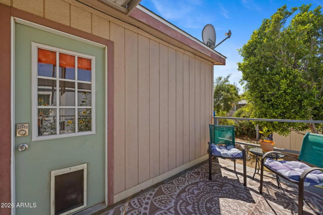 Real Estate Picture 23