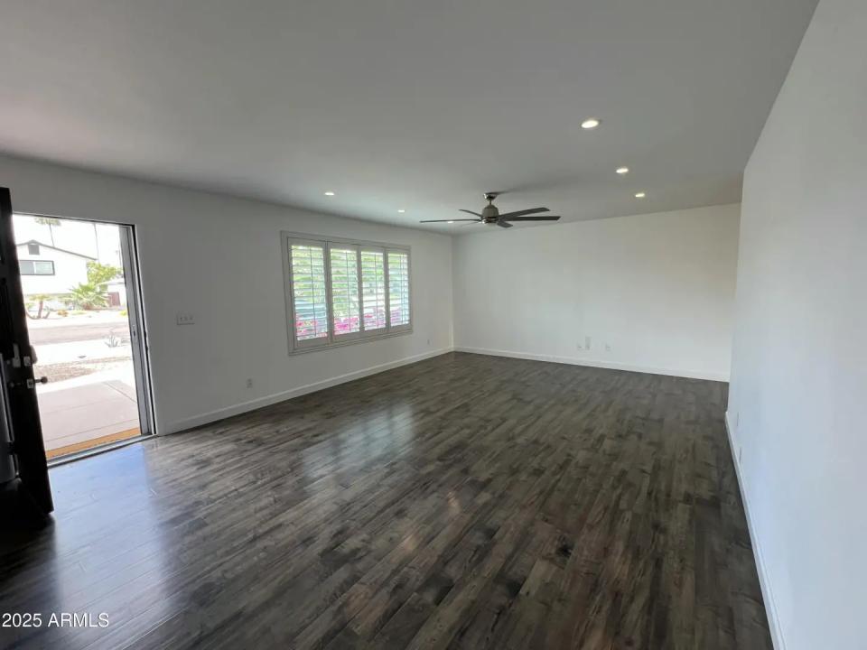 Real Estate Picture 2