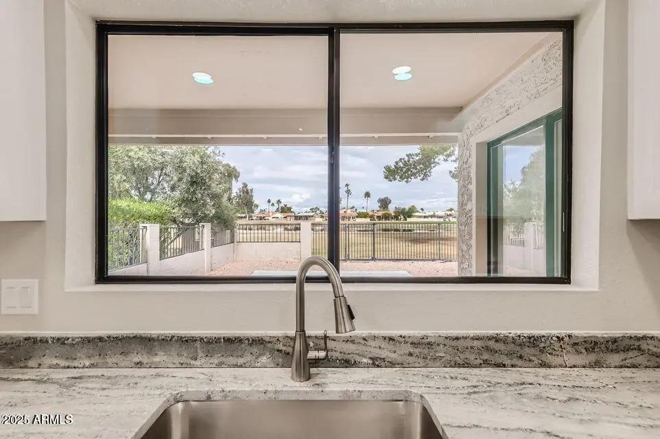 Real Estate Picture 7