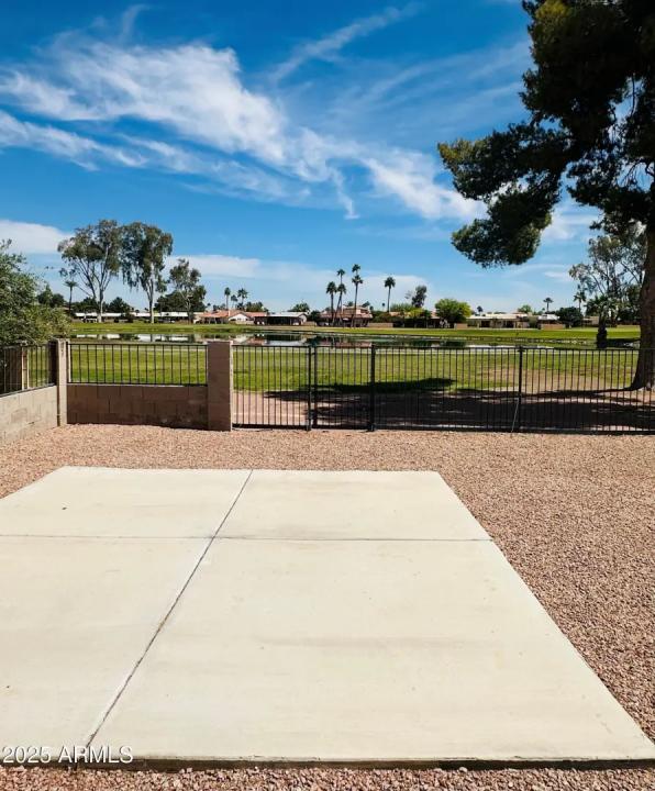 Real Estate Picture 25