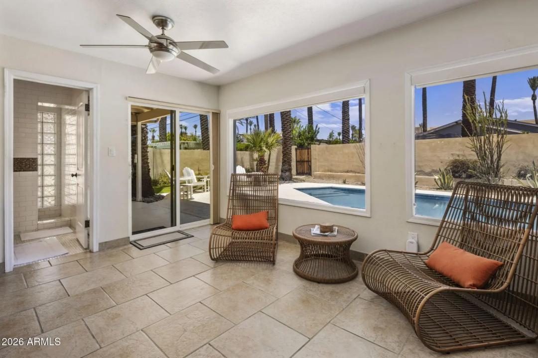 Real Estate Picture 6