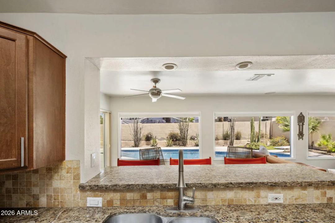Real Estate Picture 19