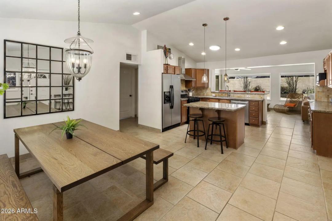 Real Estate Picture 22