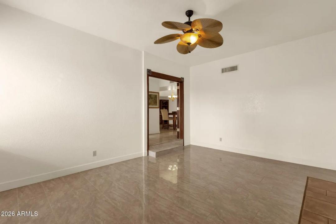 Real Estate Picture 6