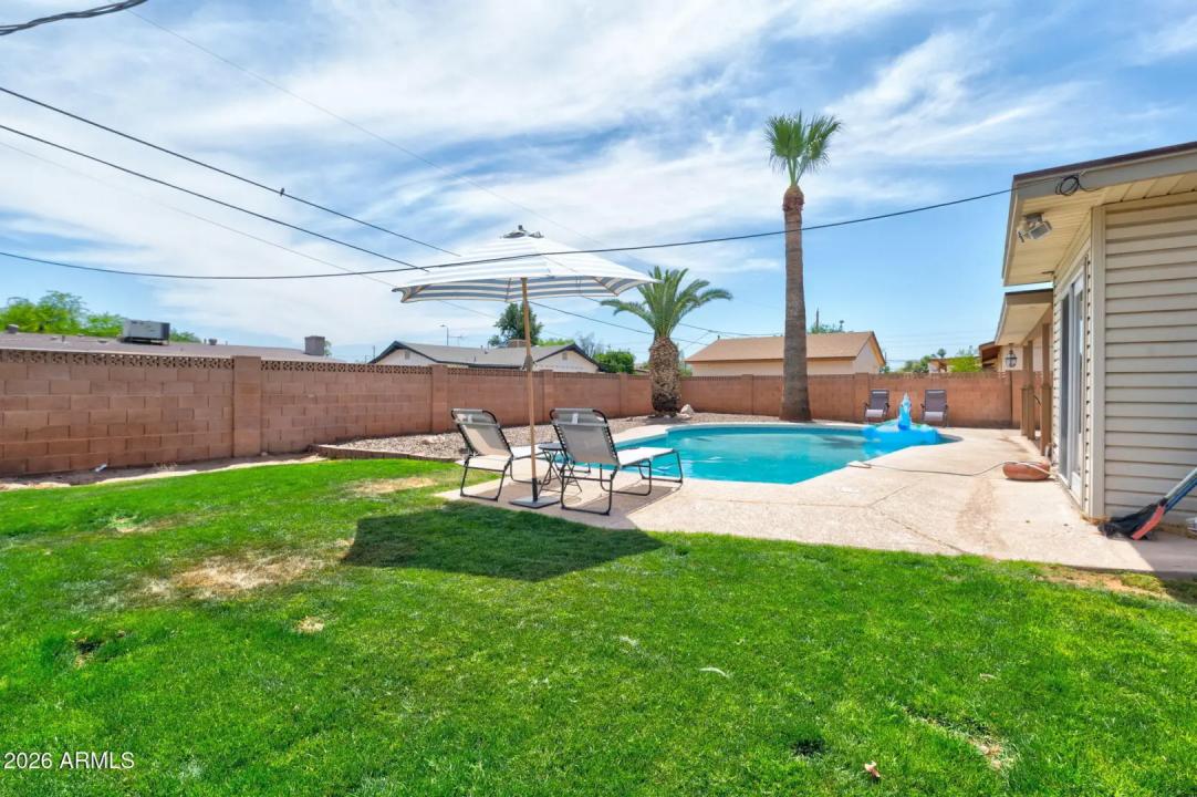 Real Estate Picture 13