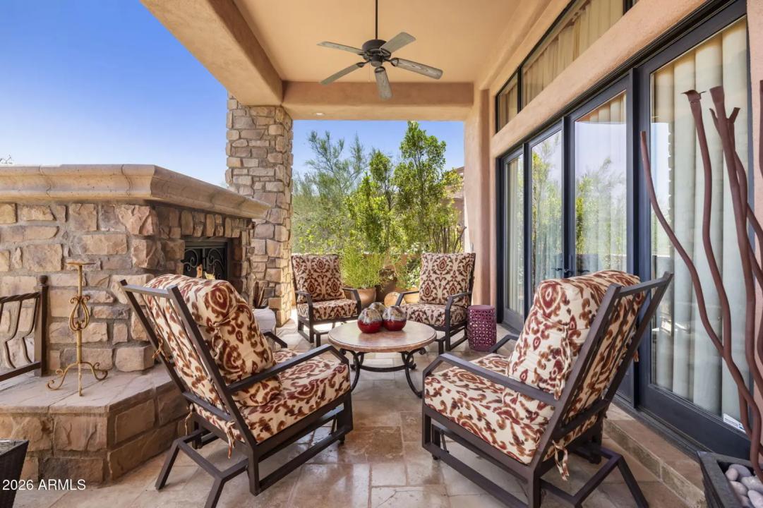 Real Estate Picture 9