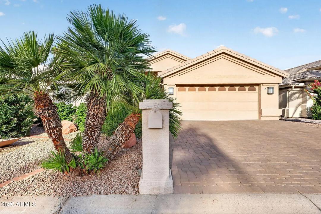Real Estate Picture 3