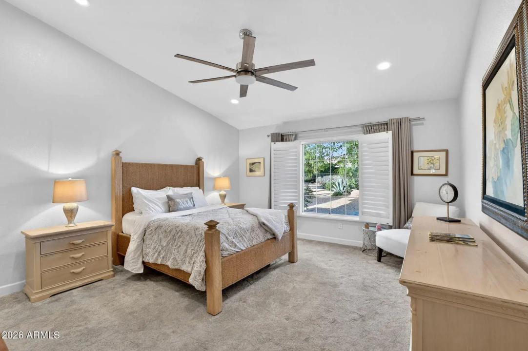 Real Estate Picture 18
