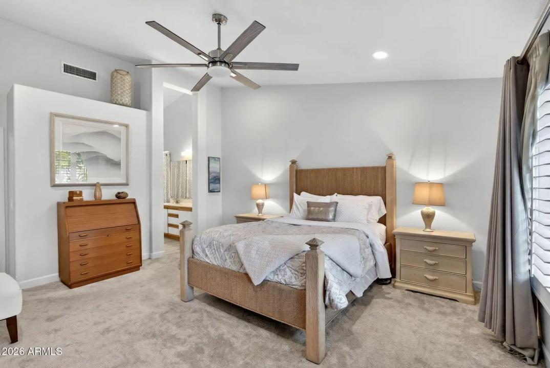 Real Estate Picture 20