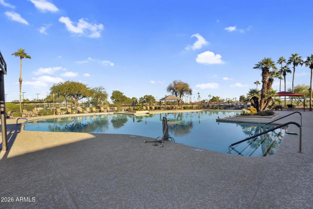 Real Estate Picture 40