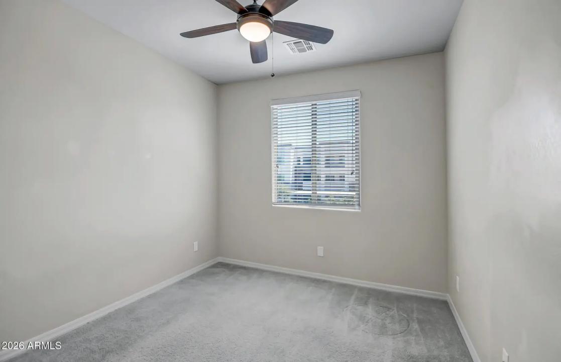 Real Estate Picture 32