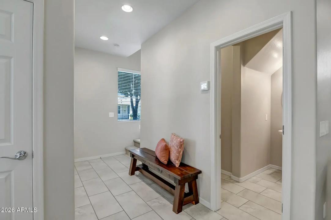 Real Estate Picture 18