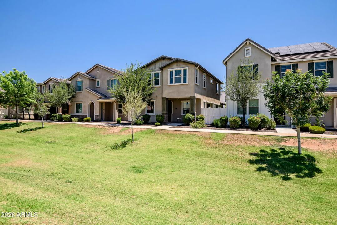 Real Estate Picture 2