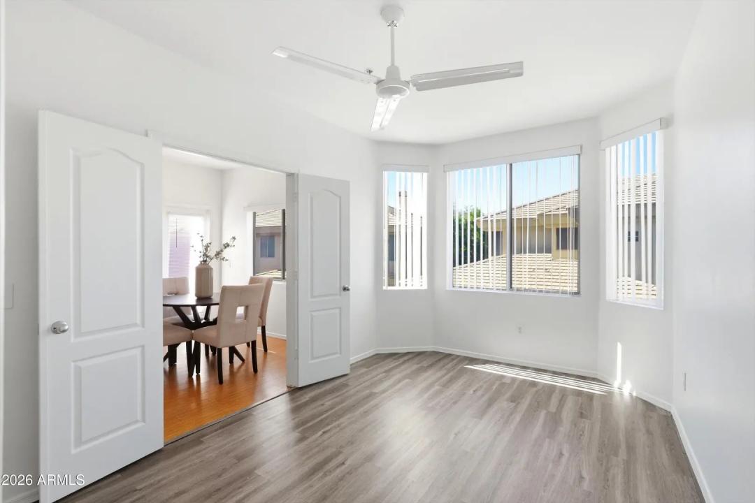 Real Estate Picture 10
