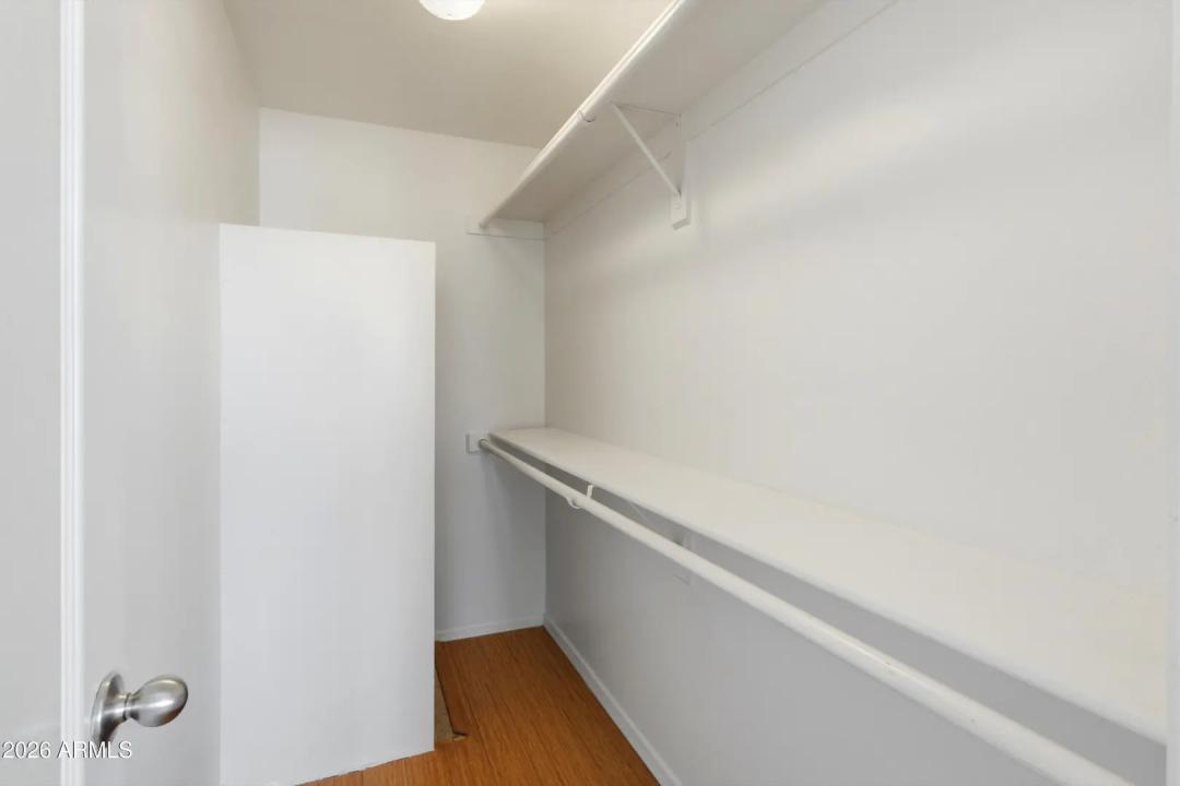 Real Estate Picture 11