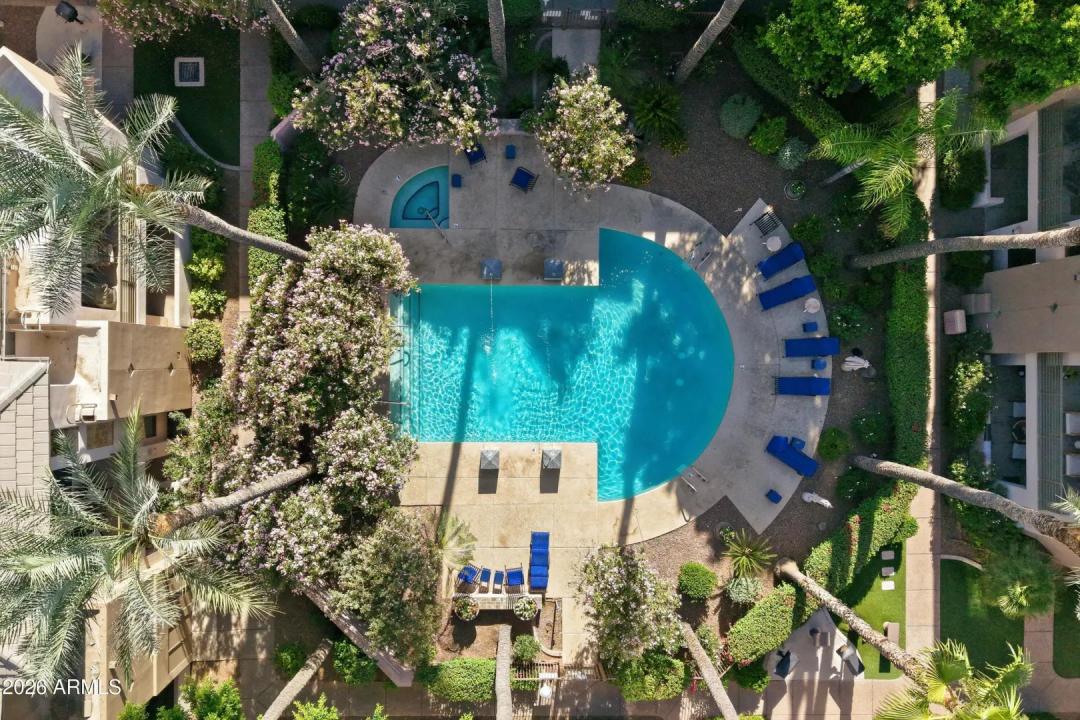 Real Estate Picture 22