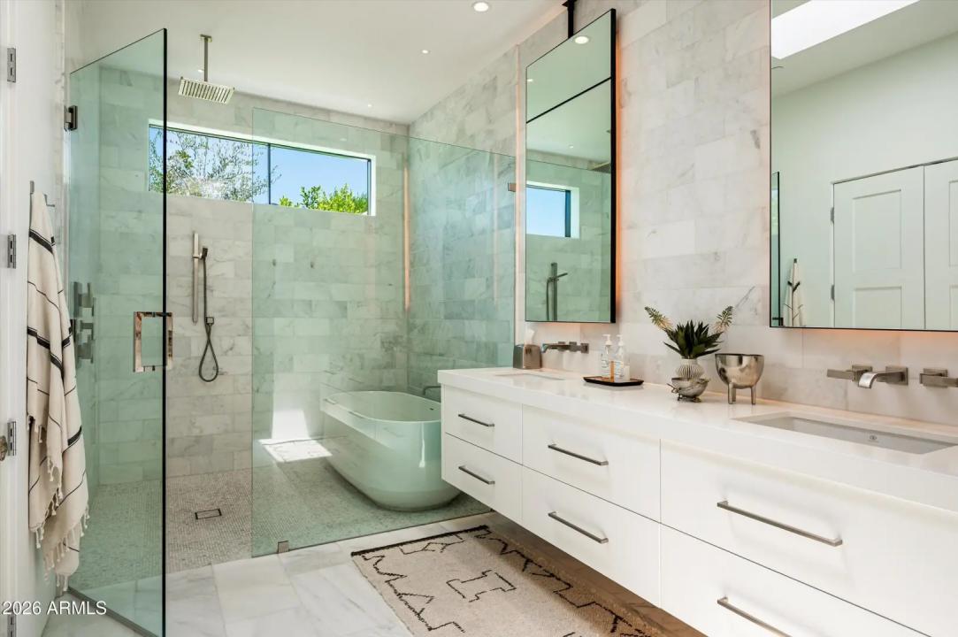 Real Estate Picture 21